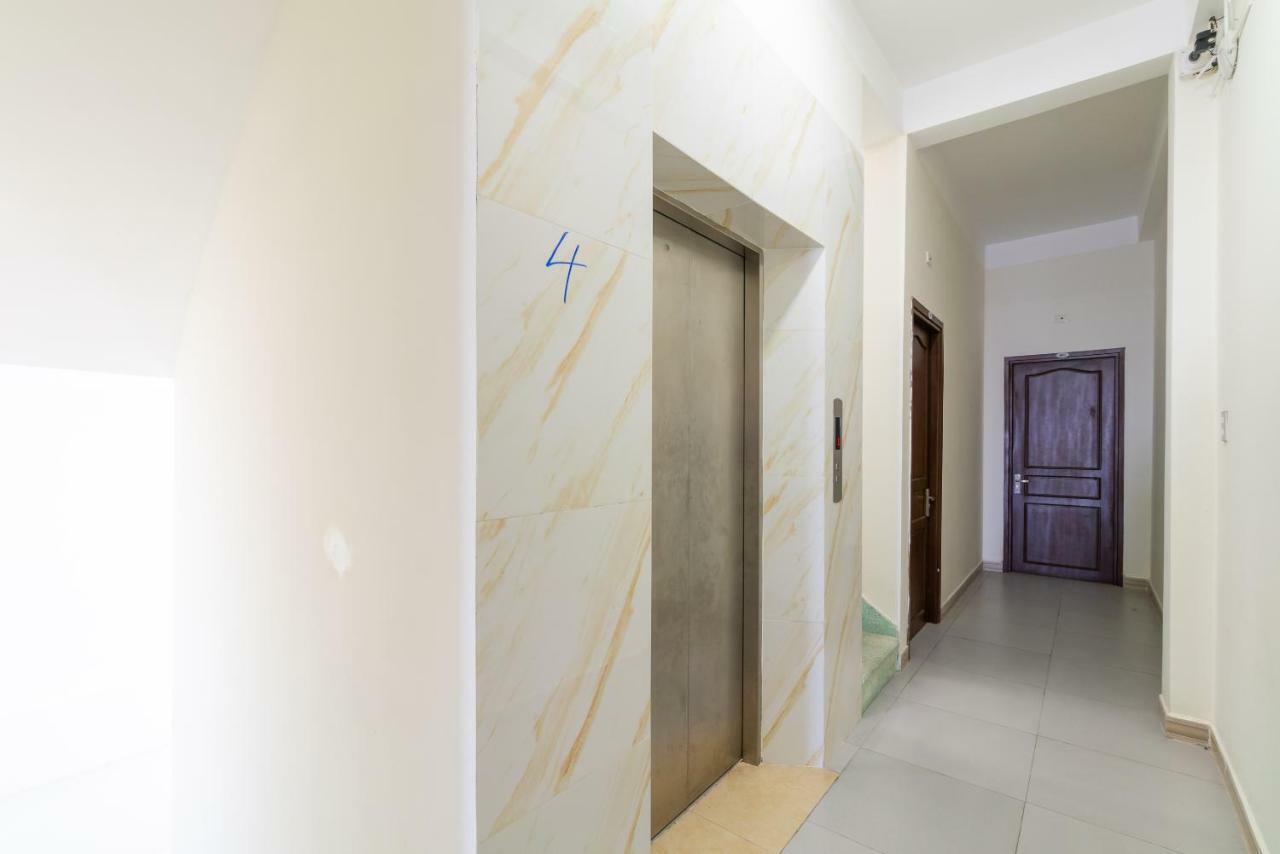Oyo 238 Luxury Motel Дананг Экстерьер фото